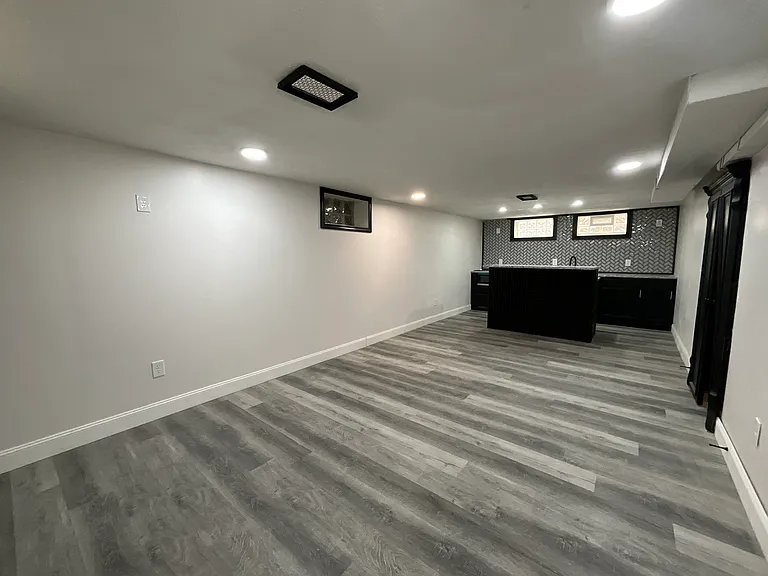 20210 Gladstone Rd — Photo 45