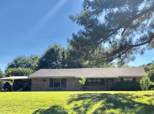 1405 Nix St, Daingerfield, TX 75638