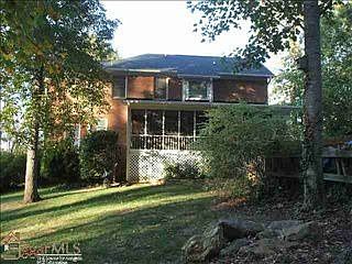 2nd image of 14 Club Forest Ln