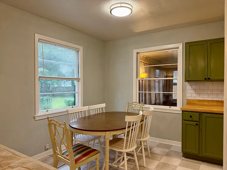 4603 Cambridge Rd — Photo 8