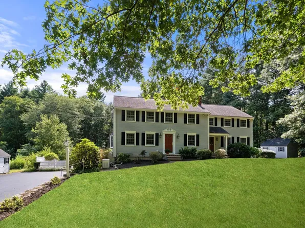 681 High St, Walpole, MA 02081