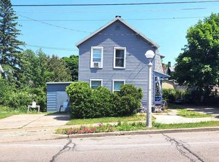 515 S 4th St, Marquette, MI 49855