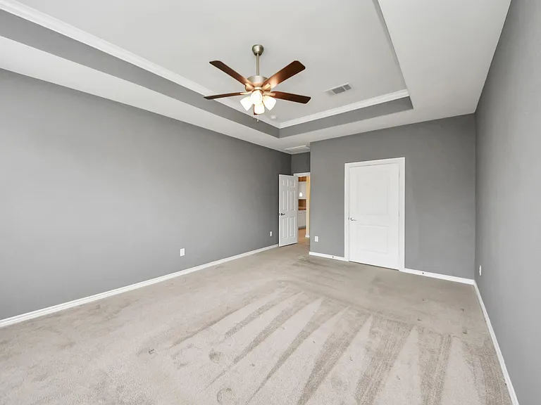 28215 Shorecrest Ln — Photo 26