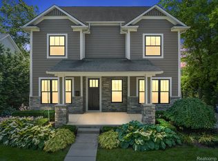 2042 Dorchester Rd, Birmingham, MI 48009