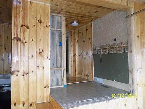 Landing from entry to house