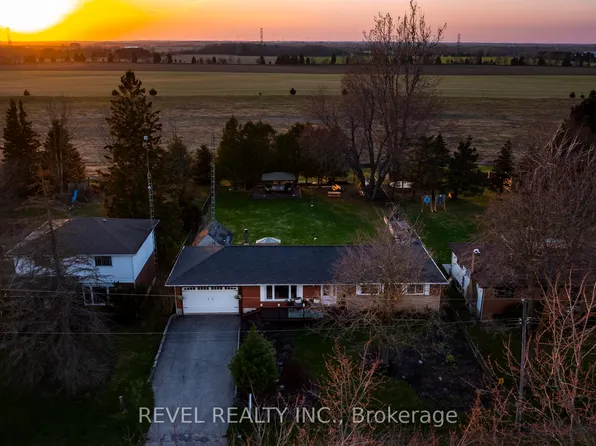 12 Victoria Blvd, East Garafraxa, ON L9W 7L6