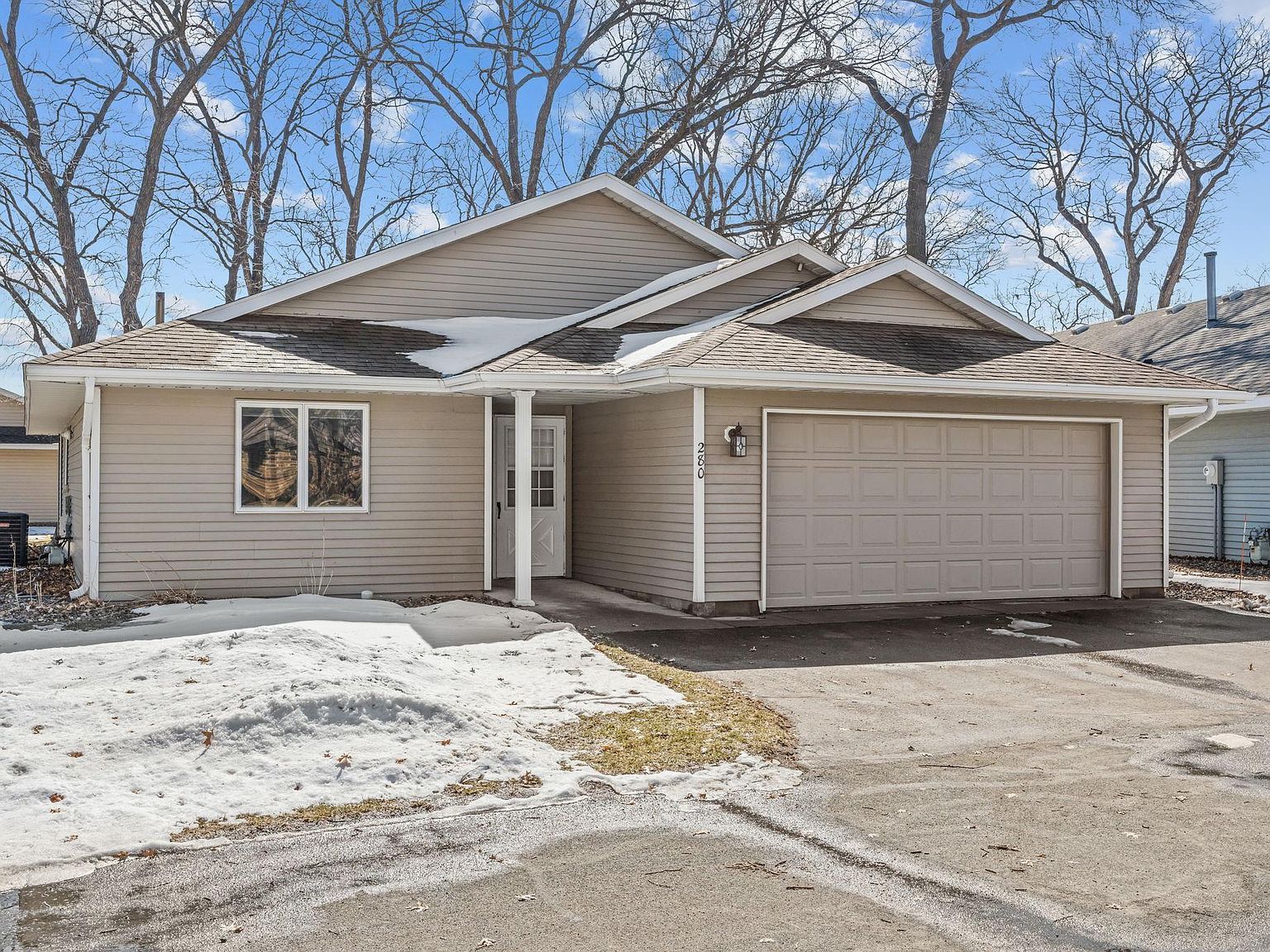 280 Waite Ave S