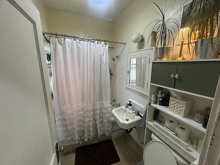 1022 Osceola Ave — Photo 8