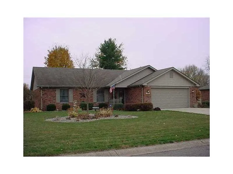 117 W Estate St photo 1