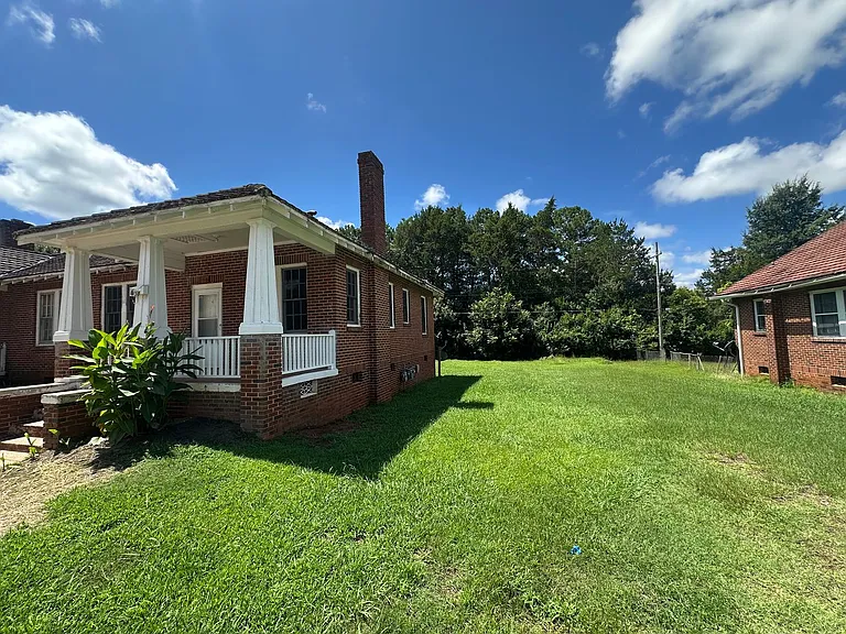 618 Grier St — Photo 16