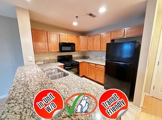 8255 Skokie Blvd UNIT 502, Skokie, IL 60076