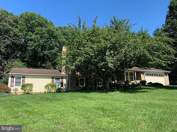 2nd image of 21931 Martin Cir