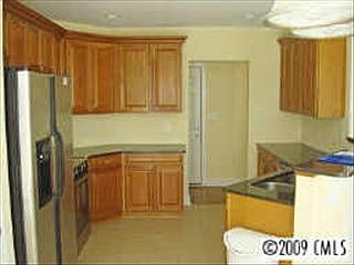 4th image of 3478 Maple Wood Dr