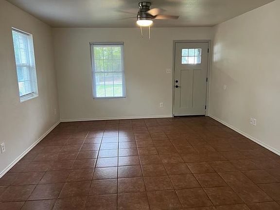 2nd image of 540 Joy Ln