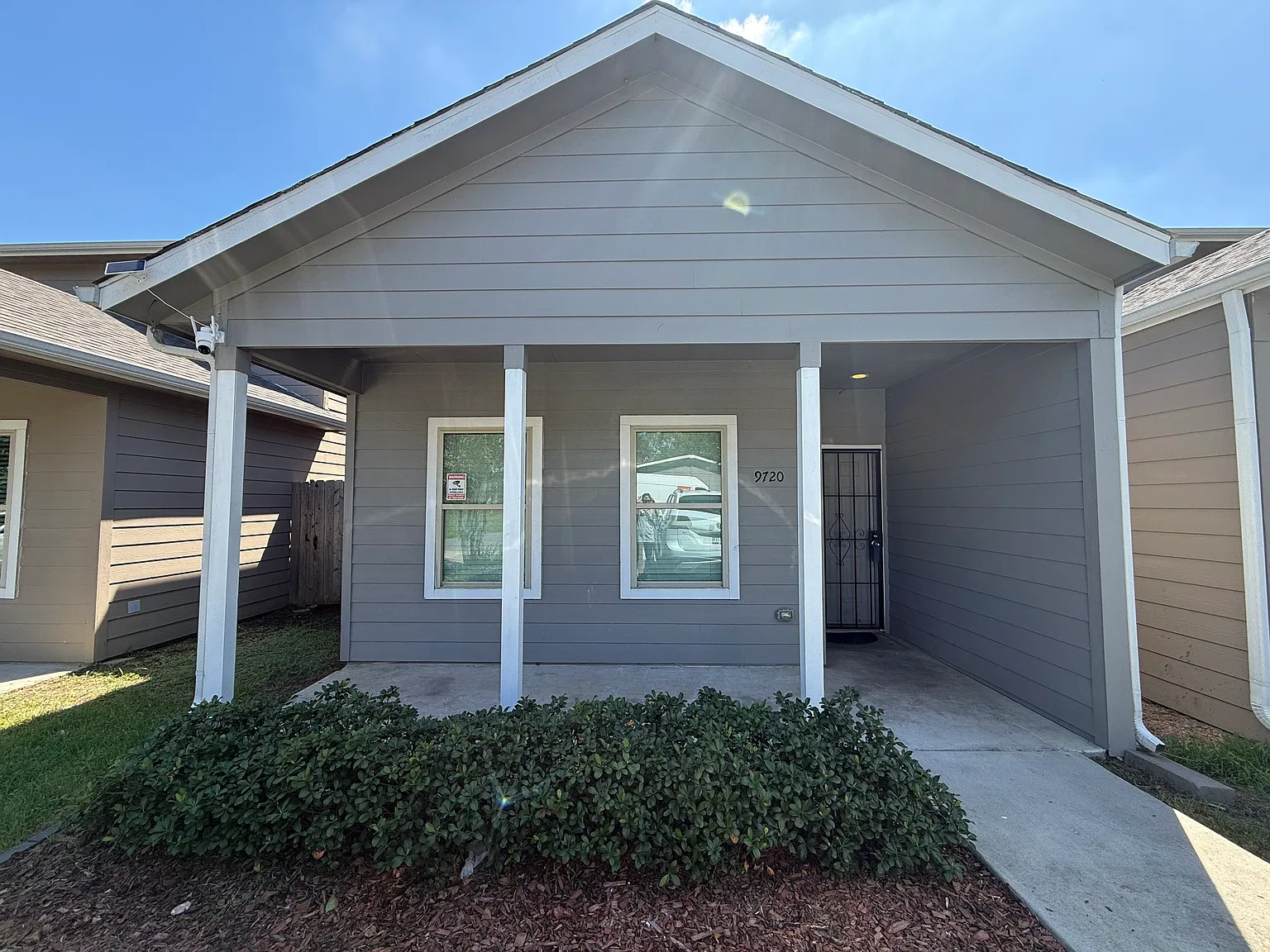 3 bed, 2.5 bath, 1487 sqft, $1,685 — Photo 3