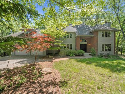 5599 Great Hawk Cir, Ann Arbor, MI, 48105