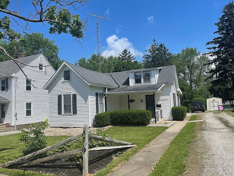 1st image of 576 Arlington Ave