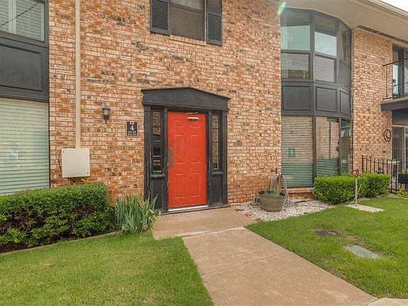 2nd image of 2527 NW 62nd St APT 214