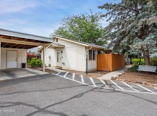 318 N 18th Ave, Yakima, WA 98902