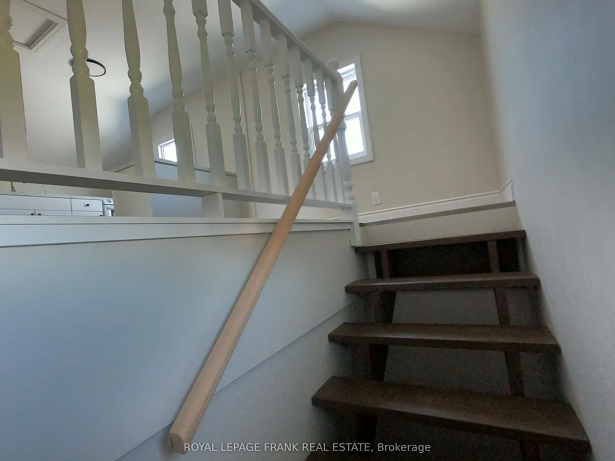 Building Photo - 173 Stanley St #C