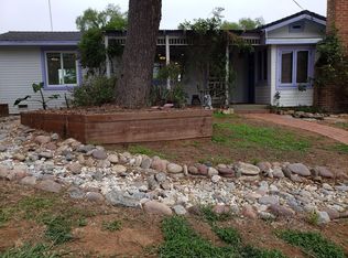 1094 Prospect Pl, Vista, CA 92081