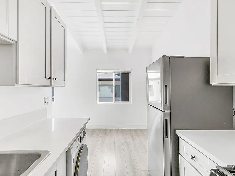 3324 Drew Street — Photo 7