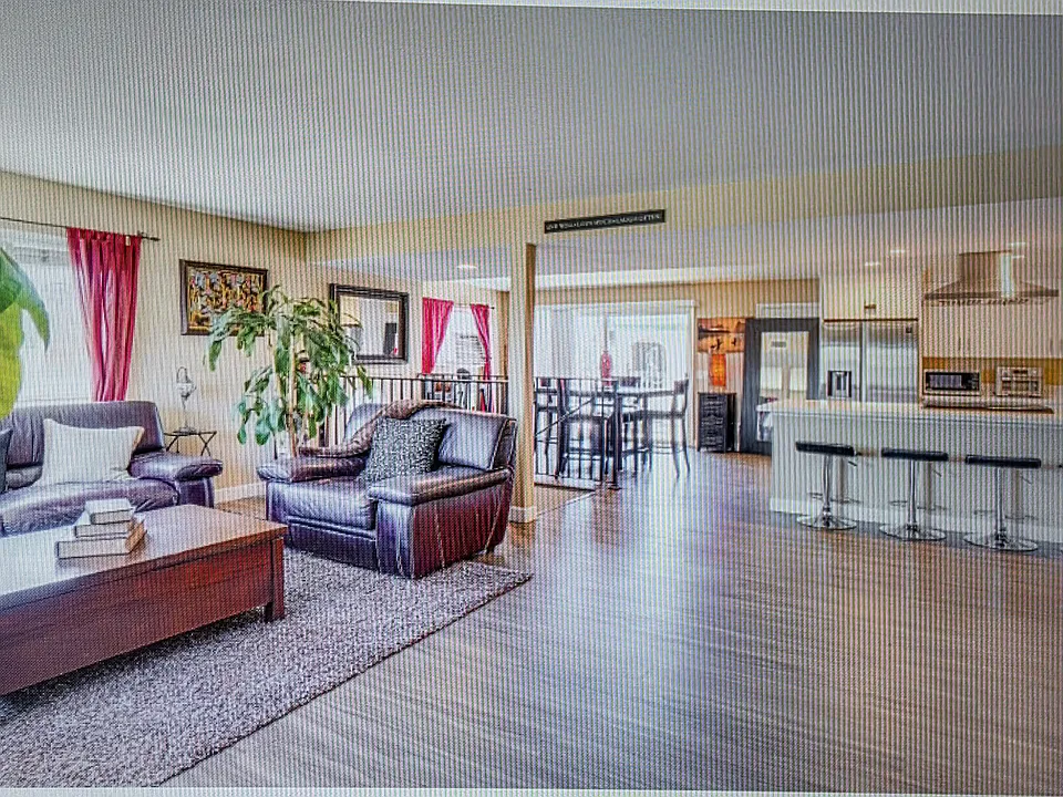 330 E Balboa Blvd #B