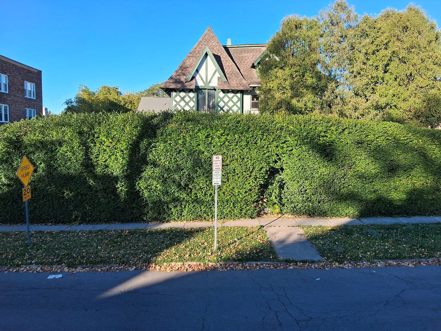 1 bed, 870 sqft, $1,050 — Photo 4
