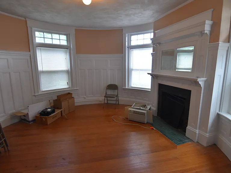 1887 Beacon St #1 — Photo 17