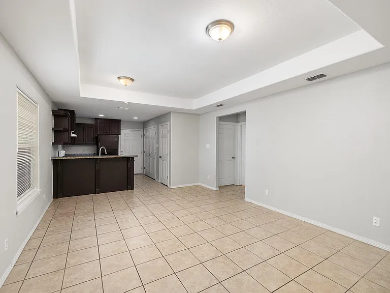 1224 W Harrison Ave #7 — Photo 5