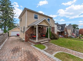 288 Sussex Rd, Wood Ridge, NJ 07075