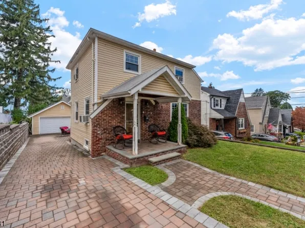 288 Sussex Rd, Wood-Ridge Boro, NJ 07075