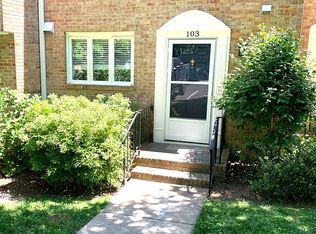 103 Barbary Ct, Cary, NC 27511