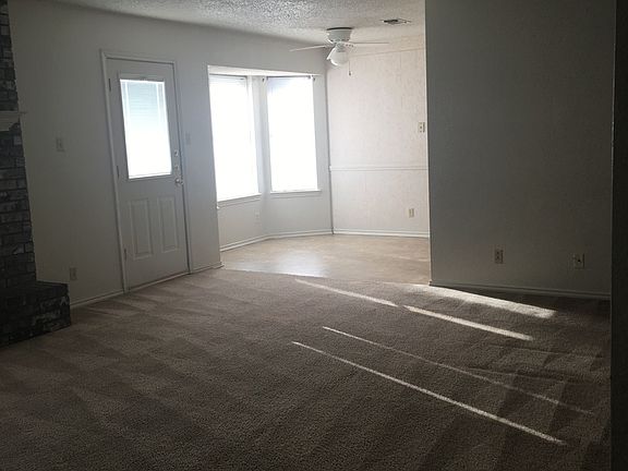 2nd image of 2710 Roadrunner Dr