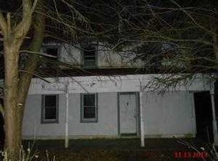 20 Walker Rd, Macungie, PA 18062