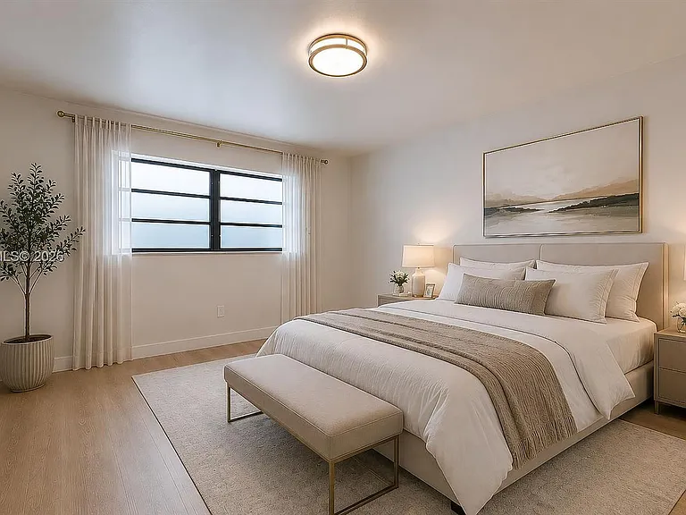 1670 W 42nd St #1672 — Photo 36