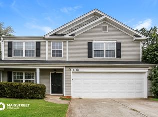6136 Hidden Meadow Ln, Charlotte, NC 28269