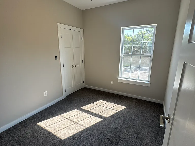 4100 Apex Dr — Photo 11
