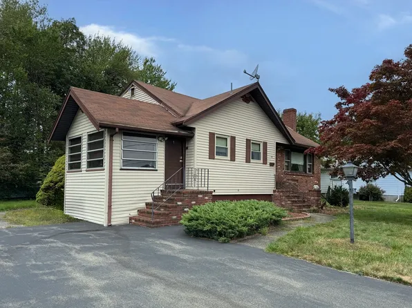 72 Kurland Ave, Brockton, MA 02301