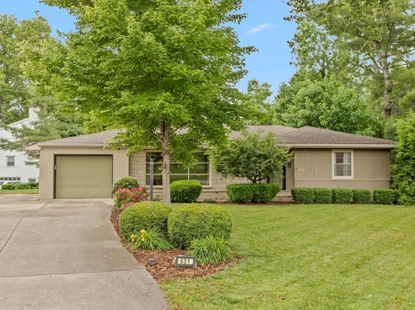 651 West Dr, Seymour, IN 47274