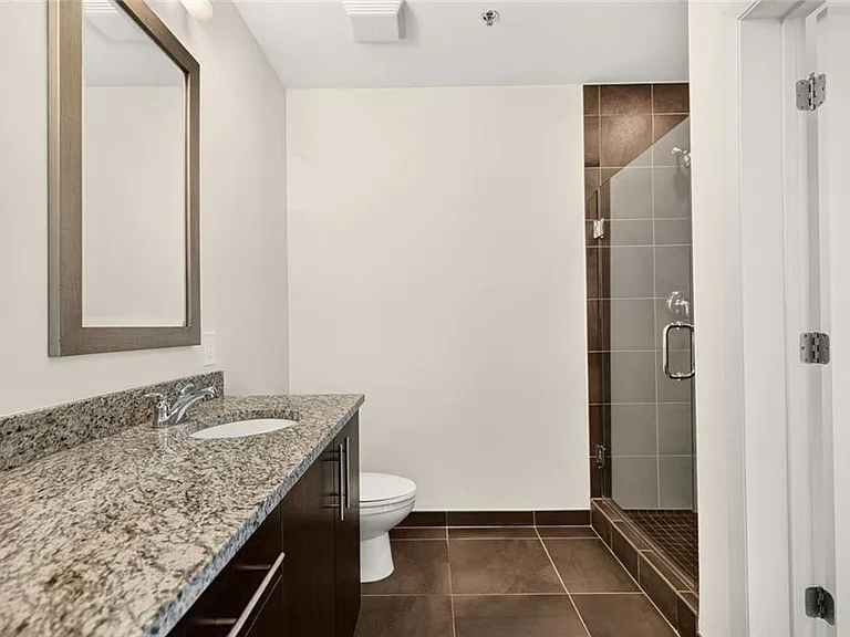 1080 Peachtree St NE #2004 — Photo 6