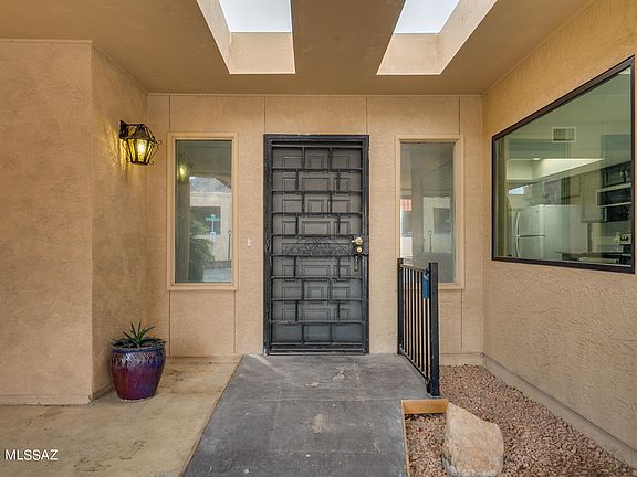 5th image of 8639 N Avenida Amatista