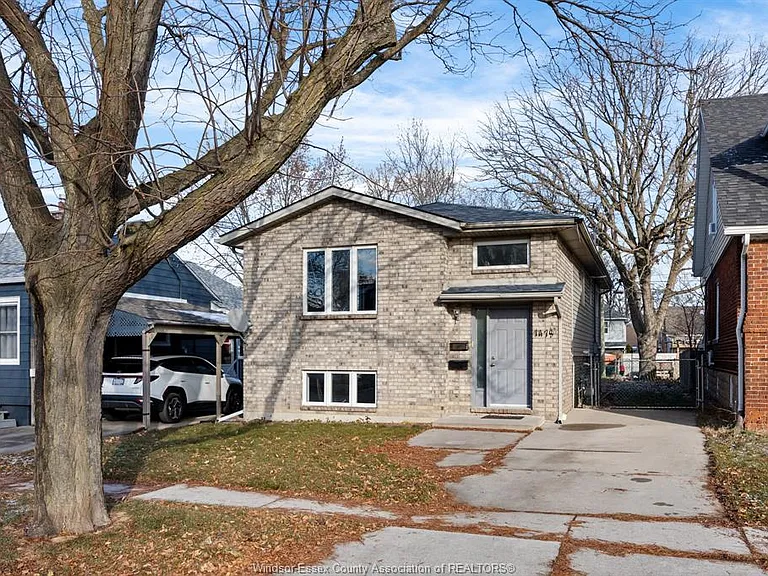 1478 Westcott Rd #LOWER — Photo 2
