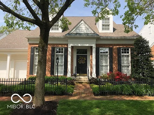 8044 Clymer Ln photo 1