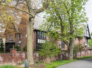 690 W Ferry St, Buffalo, NY 14222