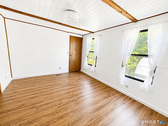 4th image of 325 Kelly Road LOT O5