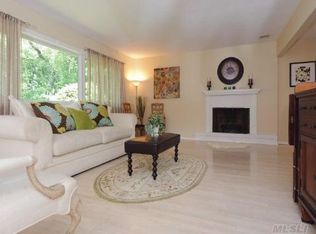 3 Stafford Ave, Woodbury, NY 11797