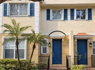 2858 S Oasis Dr, Boynton Beach, FL 33426