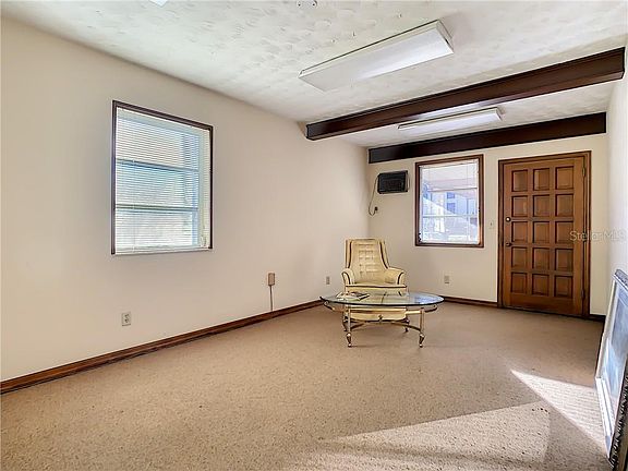 3rd image of 8403 Twin Lakes Blvd