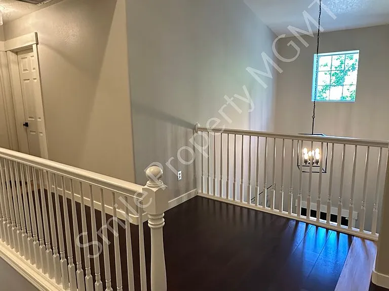 4524 SE Oakhurst St — Photo 17